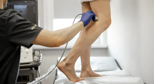 Liposukcja: Jak działa, ile kosztuje i czy warto? Pełny poradnik